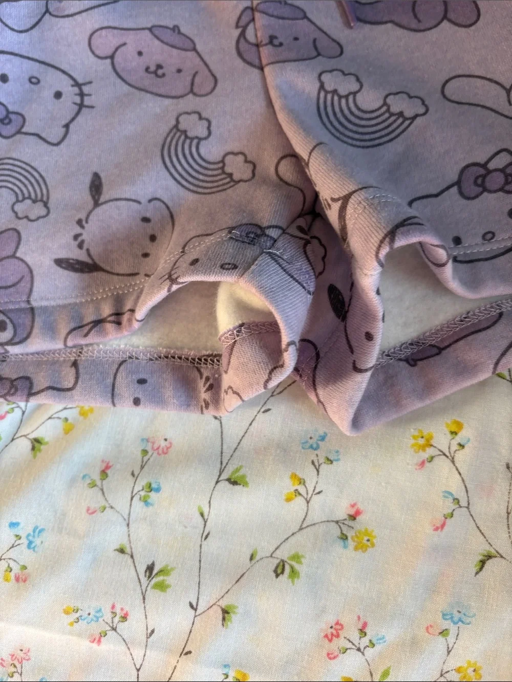 Lavender Graphic Hello Kitty and Friends Print Women’s Shorts - XS. NWT